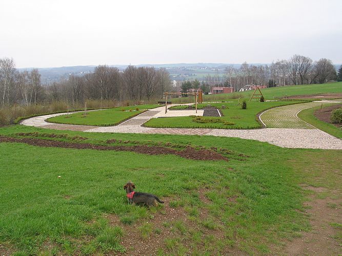 tn_m2005-04-10-221_1915-g5.JPG