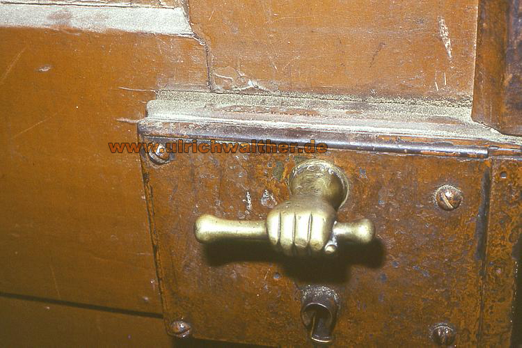 32-d3-1File1932.jpg